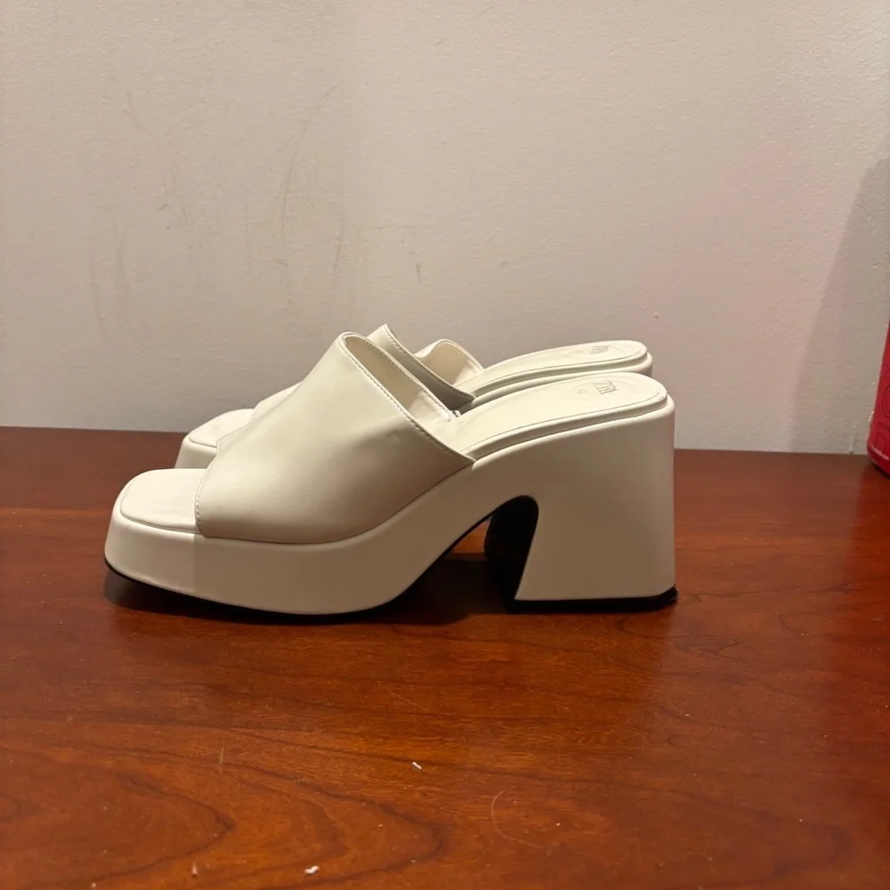 Zara Women's Chunky Platform Slip On Mules in White Size 40